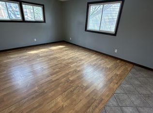 425 W Lawrence Ave #4, Springfield, IL 62704