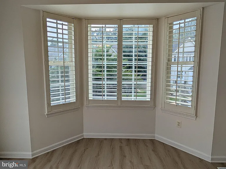 17289 Vaughn Ln — Photo 12