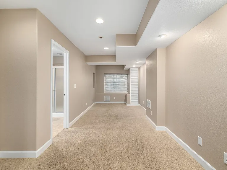 16605 E Auburn Hills Dr — Photo 31