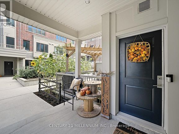 2nd image of 95 Eastwood Park Gdns #21