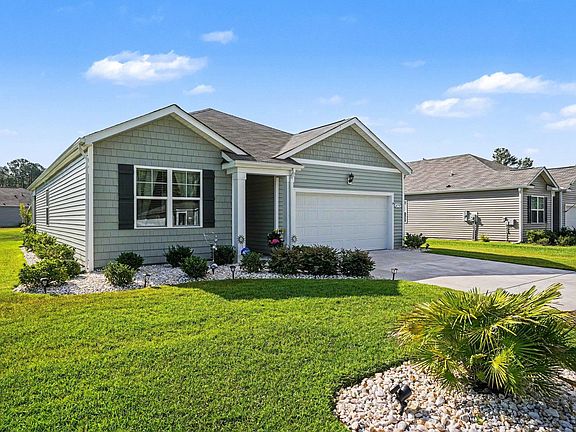 2nd image of 479 Samara Dr.
