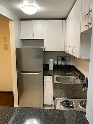 Rented by Mallory Management Corp | media 31