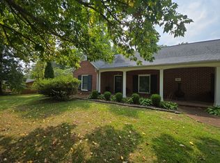 705 E Hudgens St APT B, Cookeville, TN 38501