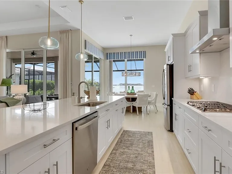 17302 Blue Sapphire Dr — Photo 10