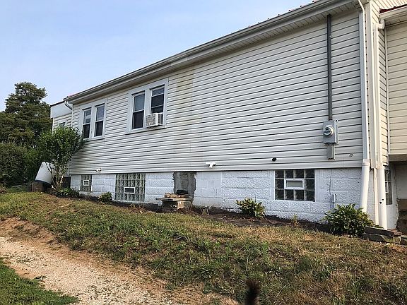 5th image of 550 Hilles Ave