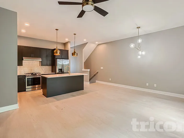 865 Cavanaugh Ave SE — Photo 9