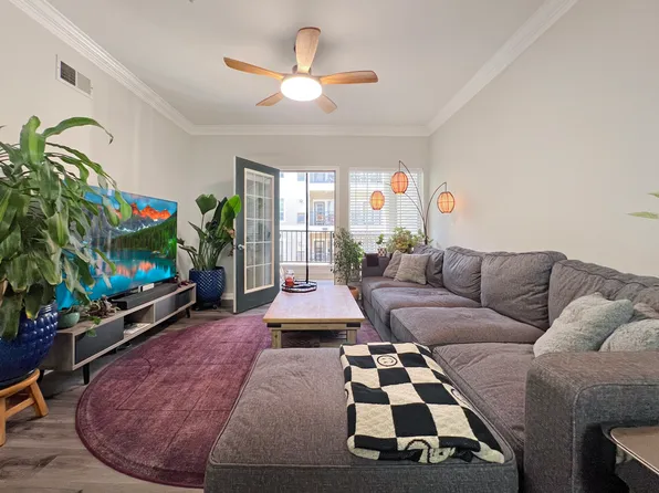 4854 Eisenhower Ave Unit 249, Alexandria, VA 22304