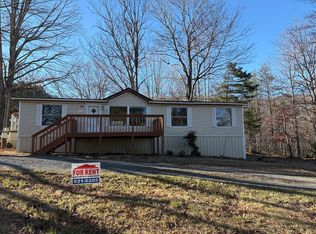 1046 Hill Rd, Bedford, VA 24523