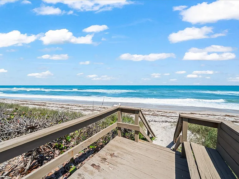 7585 Highway A1A — Photo 32