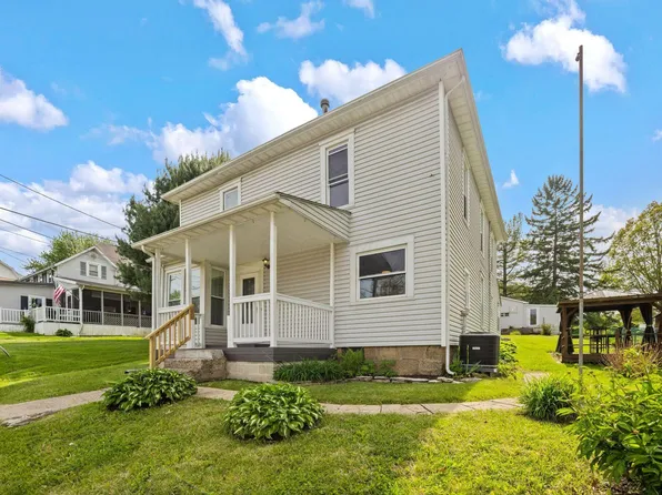 233 N Columbus St, Somerset, OH 43783