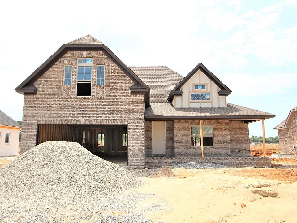 1st image of 32 Neecee Dr #32
