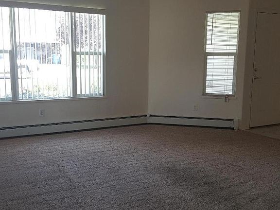 2nd image of 409 Wood Duck Dr