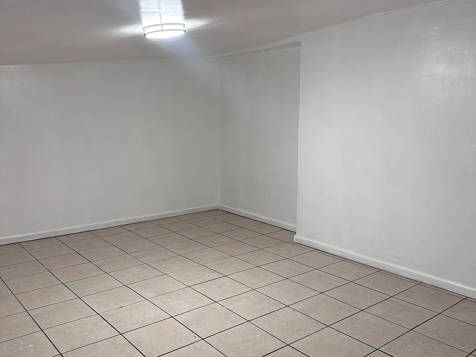 1 bed, 480 sqft, $1,330 — Photo 1