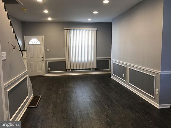 2nd image of 1437 N Vogdes St
