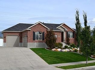 1225 S West Side Dr, Layton, UT 84041