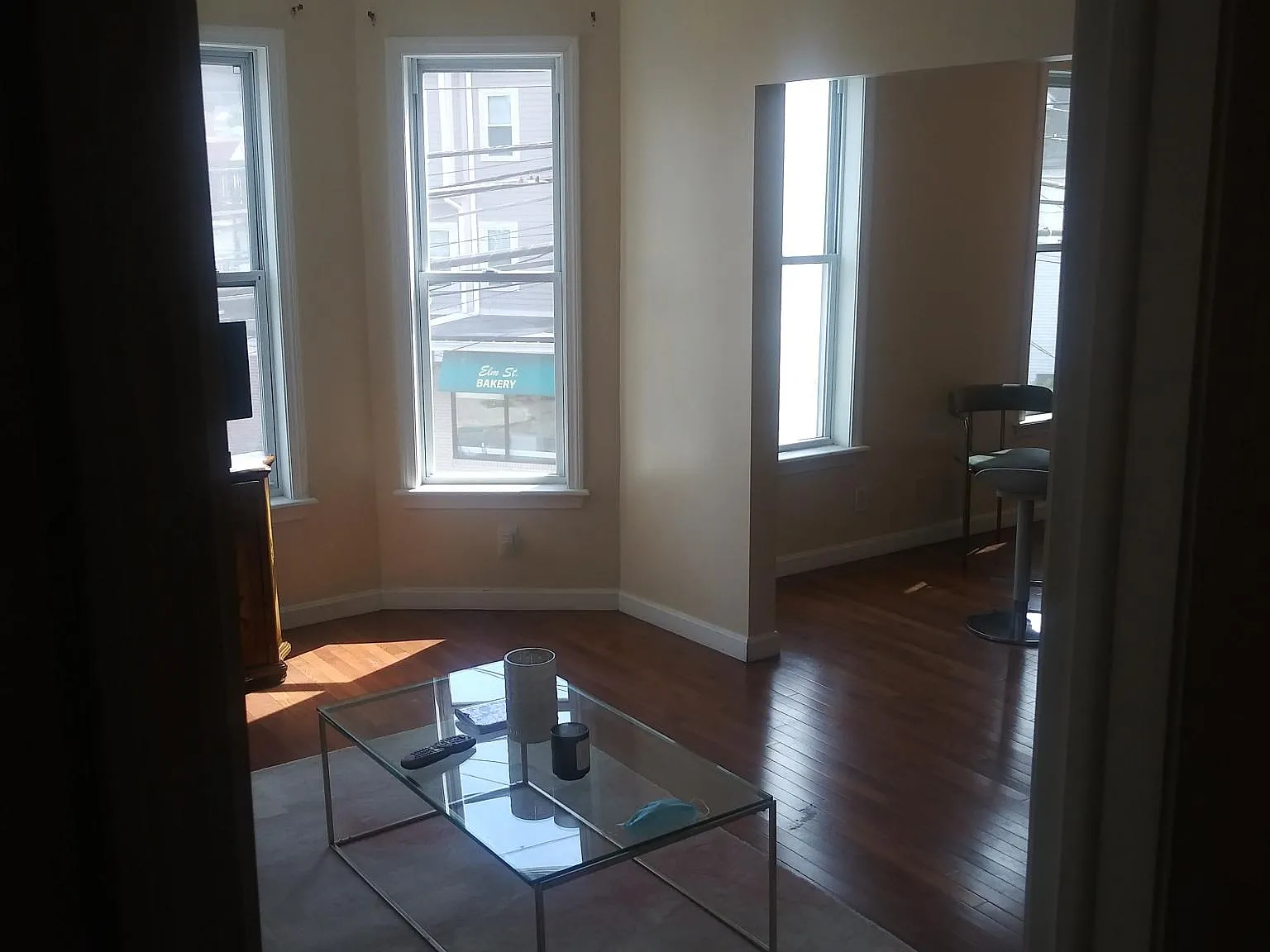 2 bed, 1055 sqft, $2,850 — Photo 1