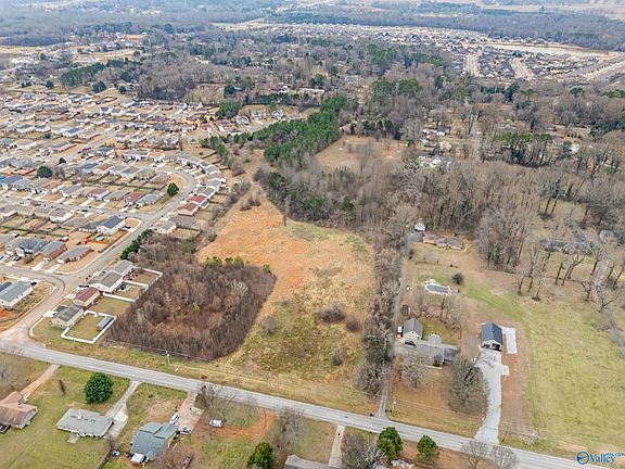 3rd image of Monroe Rd