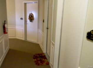 237 Main St, Belleville, MI 48111