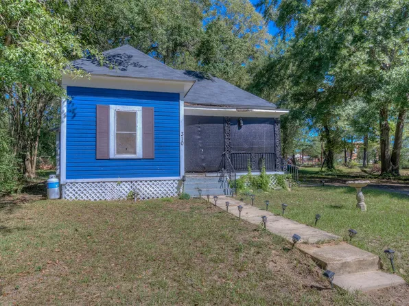 310 W Tennessee Ave, Vivian, LA 71082