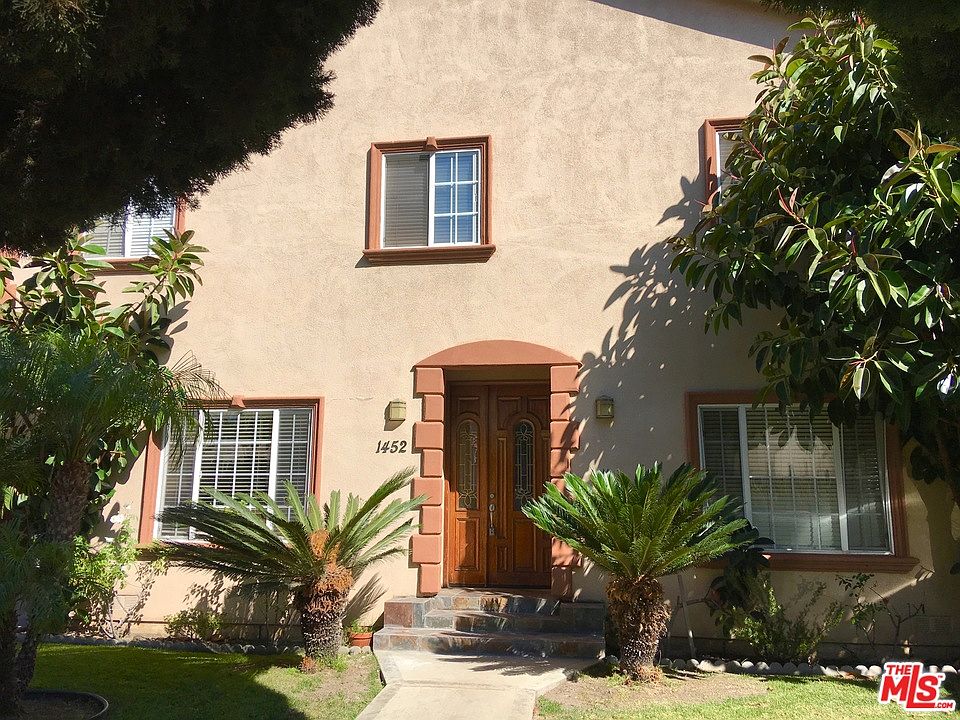 1st image of 1452 S Crest Dr