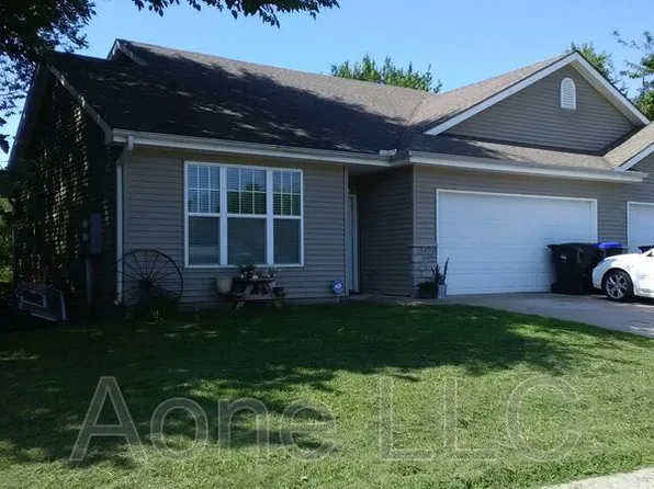 3413 Se, Topeka, KS 66605
