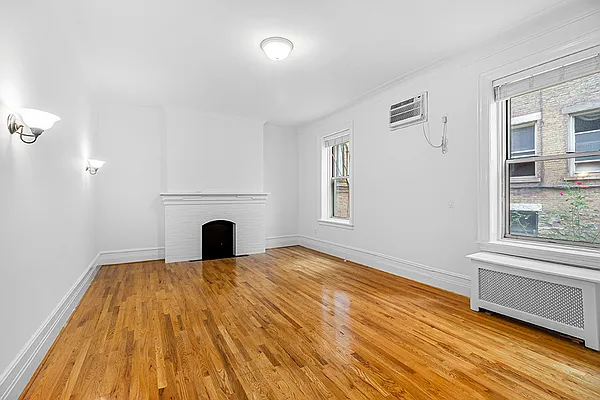 Rented by CitySites Real Estate Group | media 21