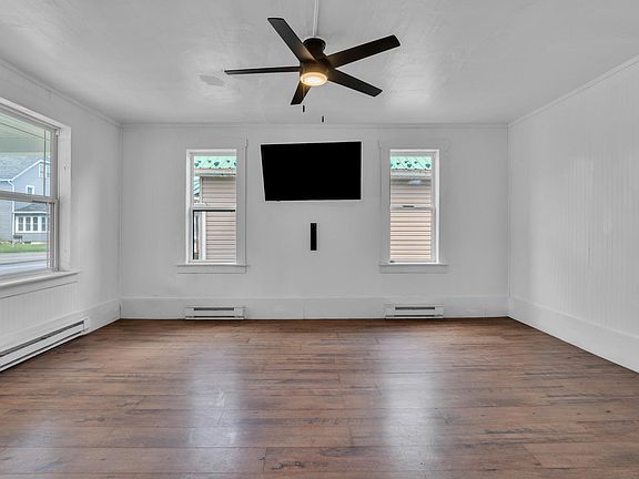 5th image of 64 E Main St