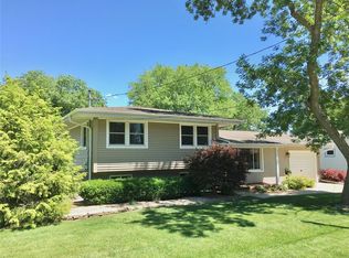 1312 Clark Ln, Litchfield, IL 62056
