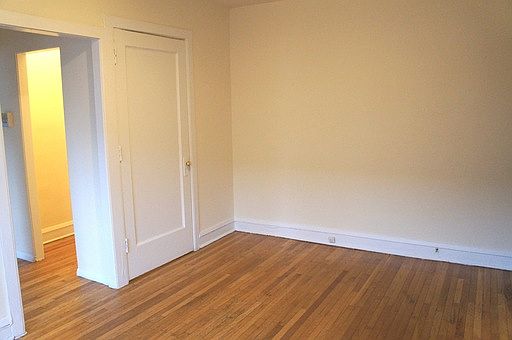 2nd image of 3308 W Schubert Ave APT 1V