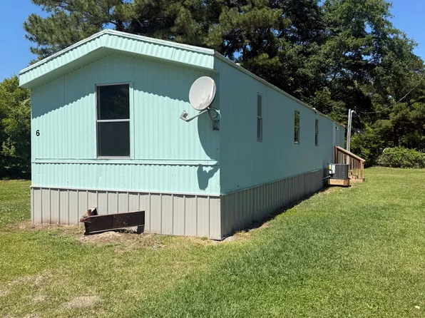 327 Holly Shelter Rd #6, Jacksonville, NC 28540