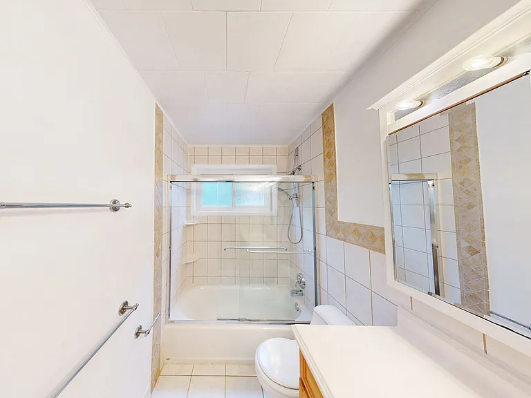 400 Dean Dr — Photo 9