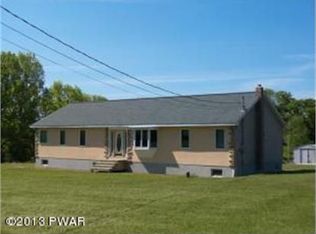 155 Hilltop Dr, Lake Ariel, PA 18436
