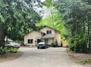 64949 E Sandy River Ln, Rhododendron, OR 97049