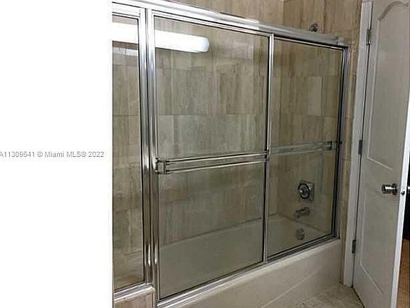 4th image of 2515 SW 101st Ct #2515
