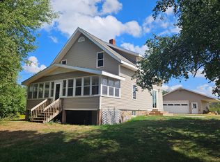 E5755 W Bluffview Rd, Ironwood, MI 49938