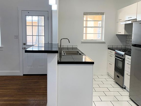 3rd image of 708 E Palace Ave #B