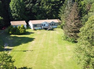 129 Hillside Ln, New Ringgold, PA 17960