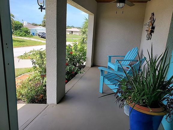 3rd image of 2927 Anchor Dr