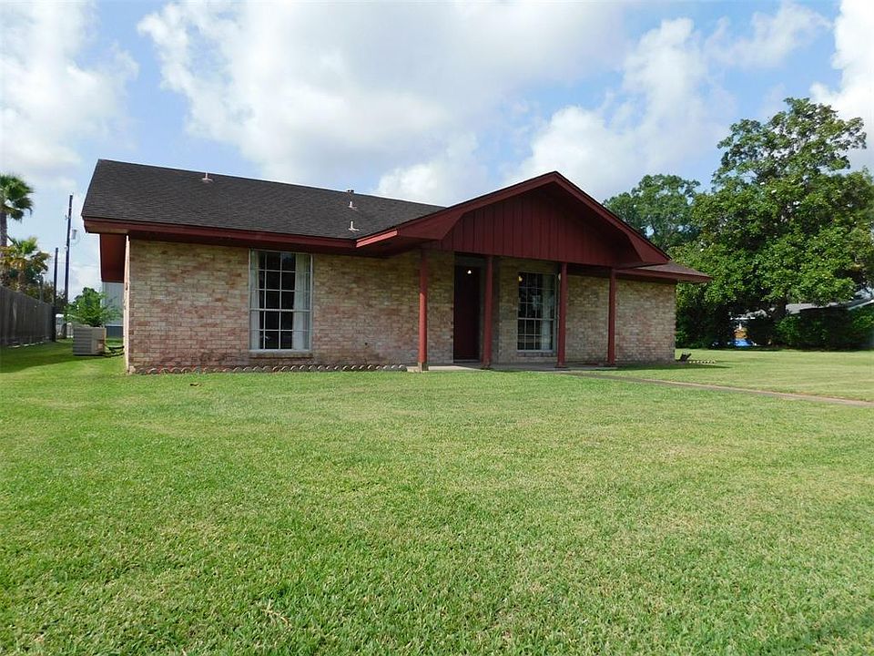 1st image of 2618 Jefferson Dr