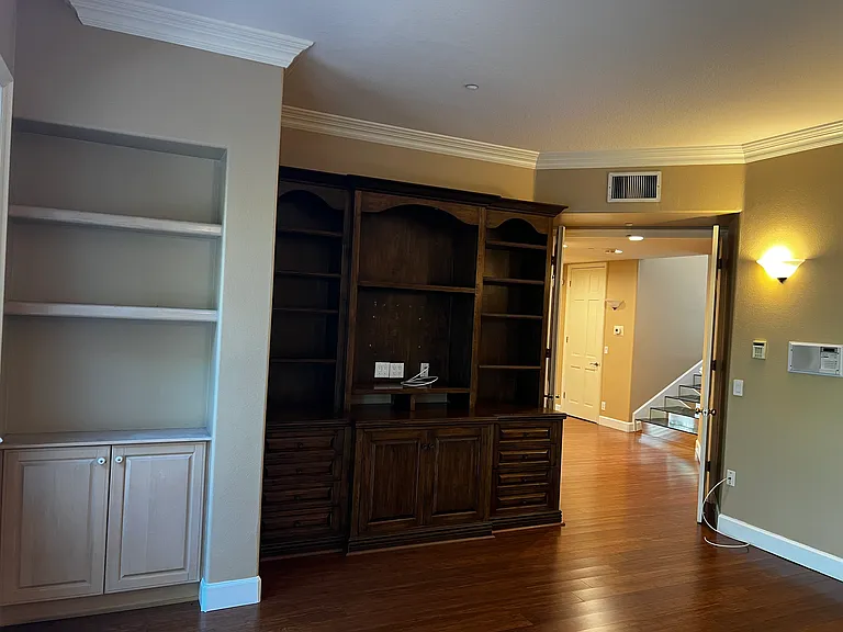 2357 Brookshire Ln — Photo 37