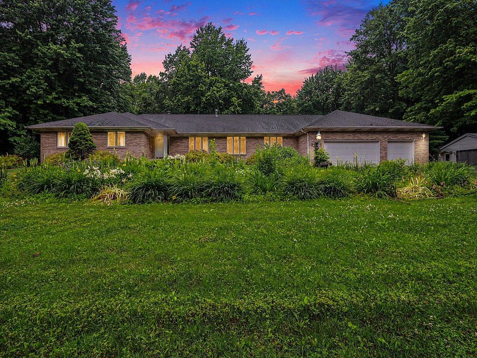 1st image of 3598 W Schultz Rd