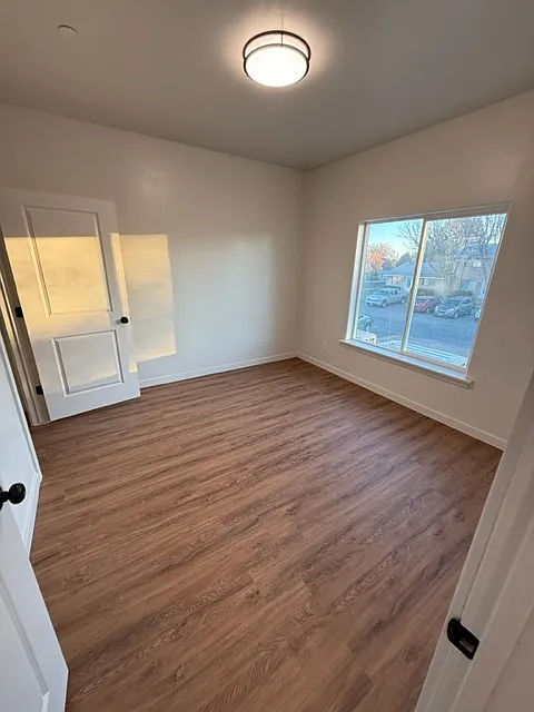 2 bed, 1040 sqft, $1,550 — Photo 4