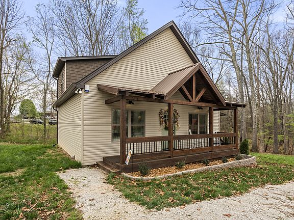 3rd image of 103 Pigeon Hollow Rd