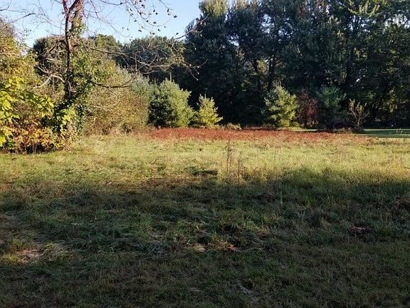 4th image of 2106 County Road D
