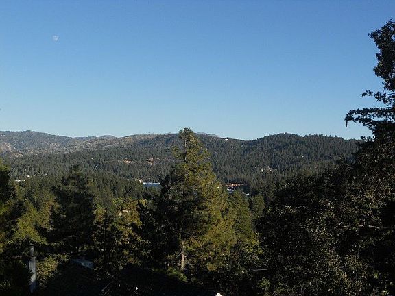 5th image of 27271 Bernina Dr