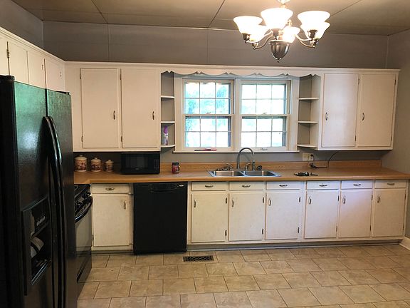 3rd image of 510 Nora Dr