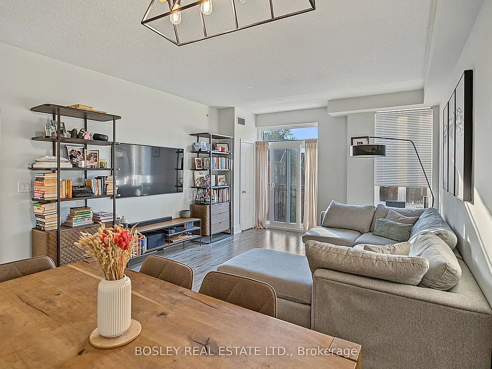 3531 Lake Shore Blvd W #210