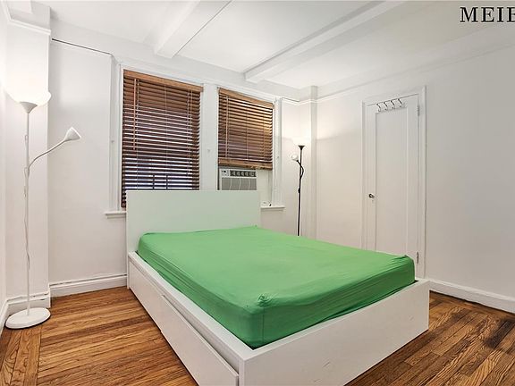 5th image of 315 E 43rd St #309