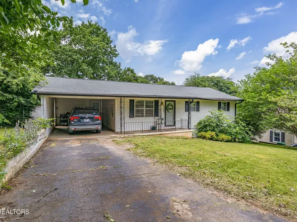 1919 Smokemont Dr, Maryville, TN 37801