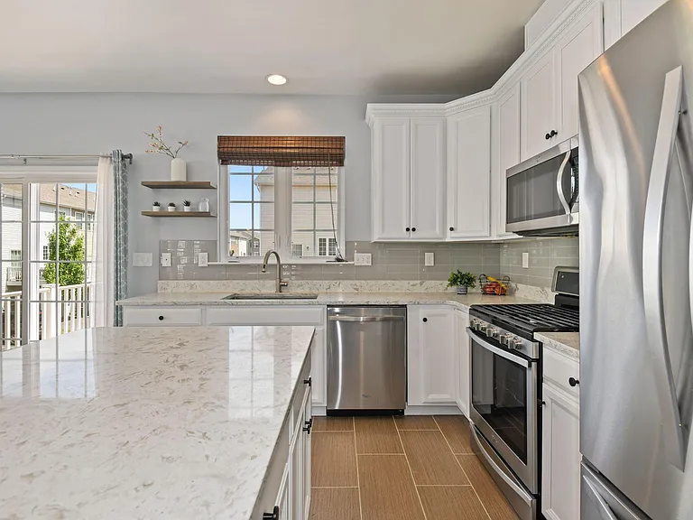 44 Truman Dr — Photo 19